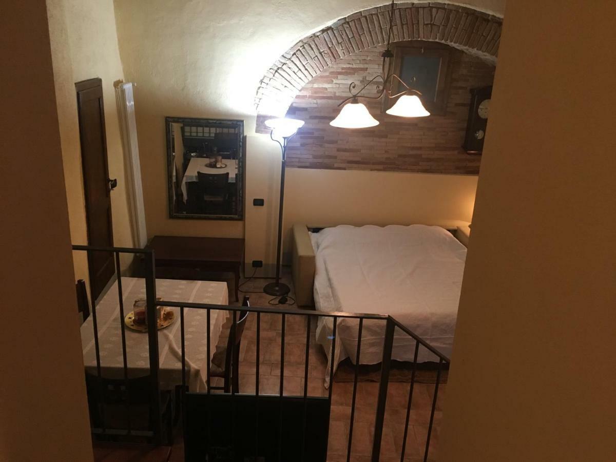 Loft De' Riccardi Apartamento Chianni Exterior foto